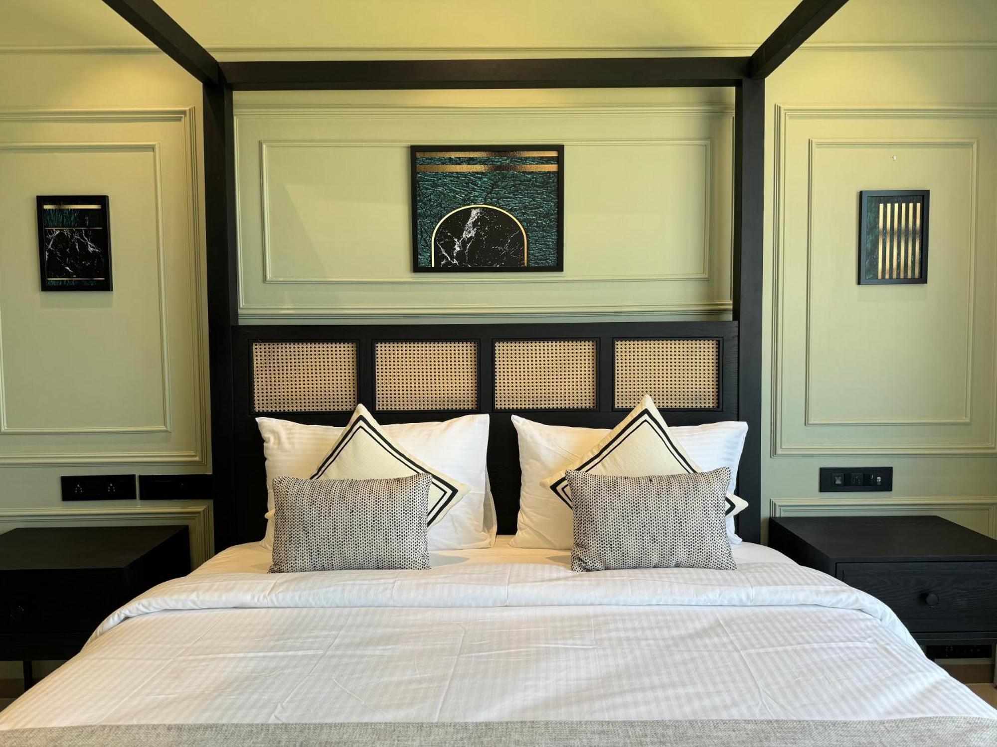 Hotel Mumbai House, Malad Luaran gambar