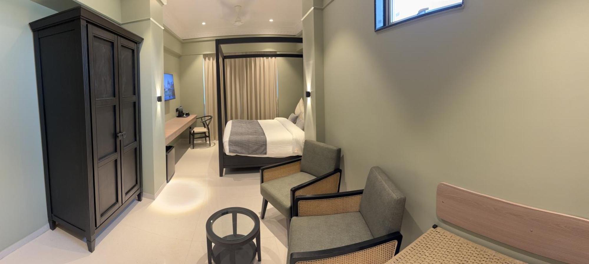 Hotel Mumbai House, Malad Luaran gambar