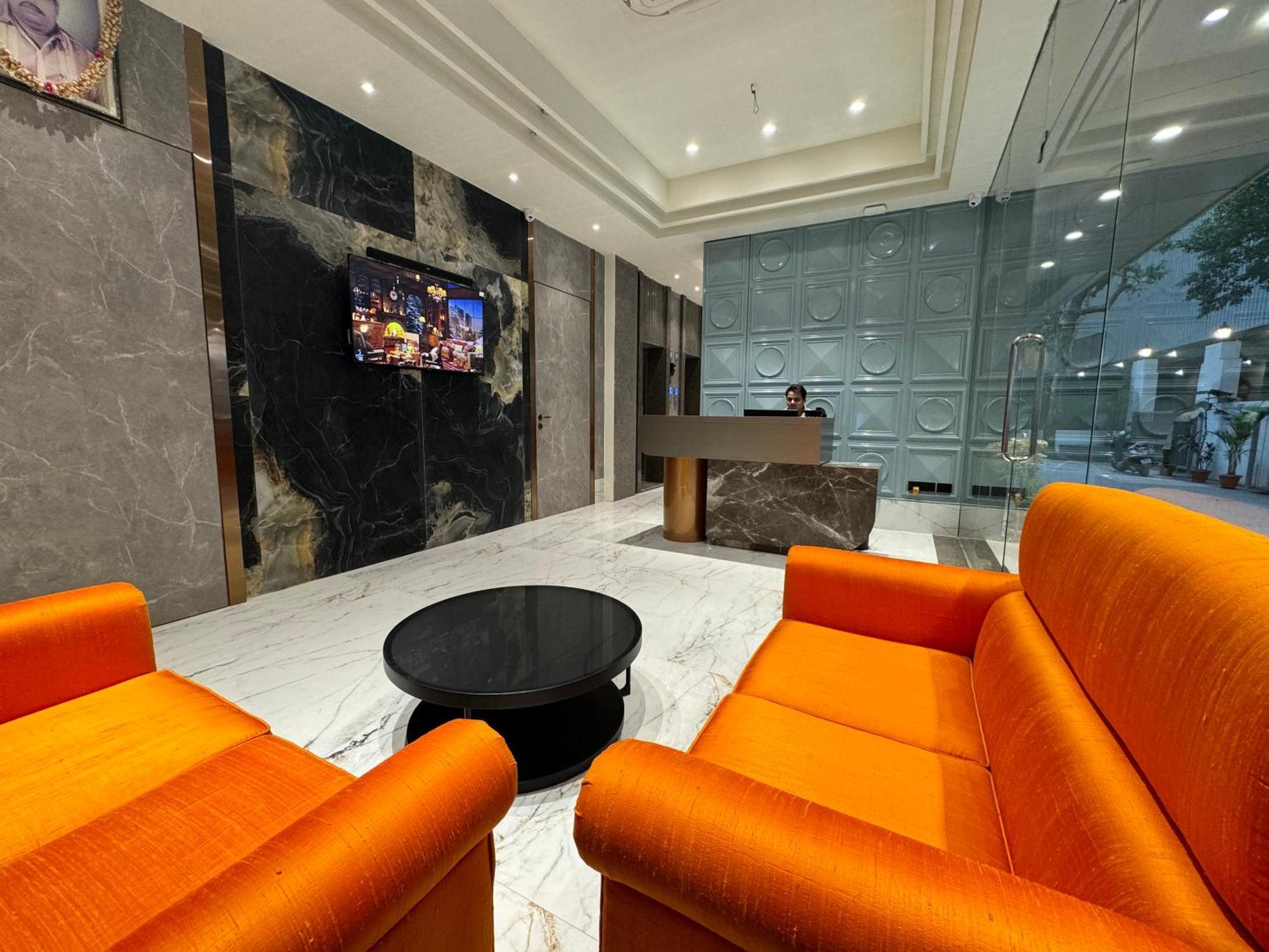 Hotel Mumbai House, Malad Luaran gambar