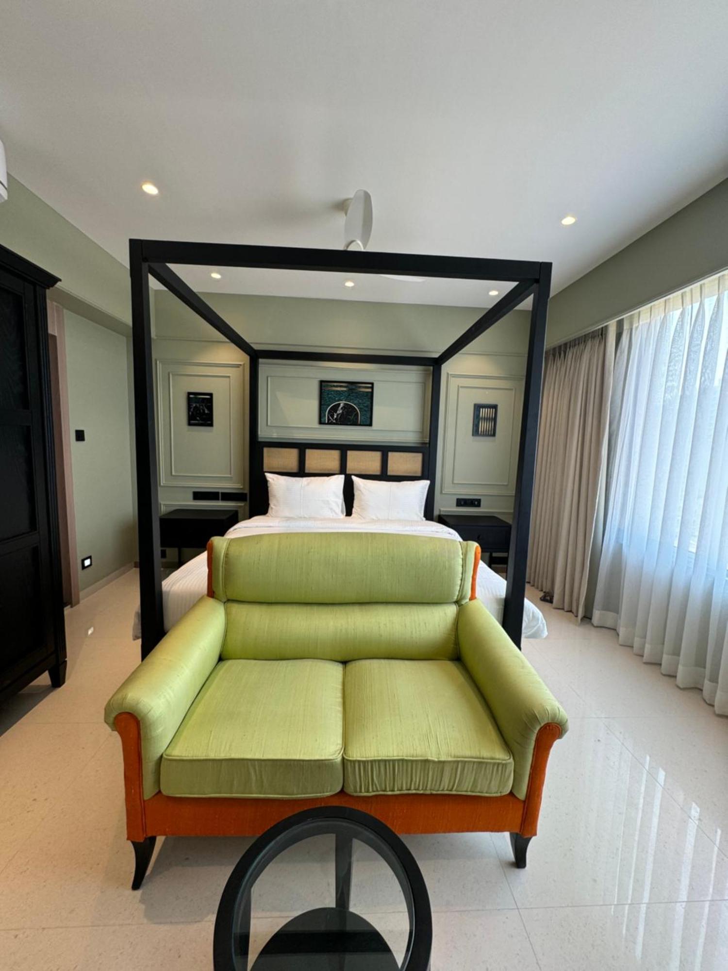 Hotel Mumbai House, Malad Luaran gambar