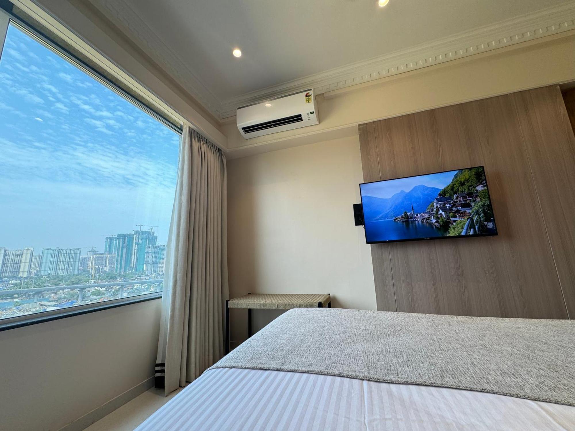 Hotel Mumbai House, Malad Luaran gambar